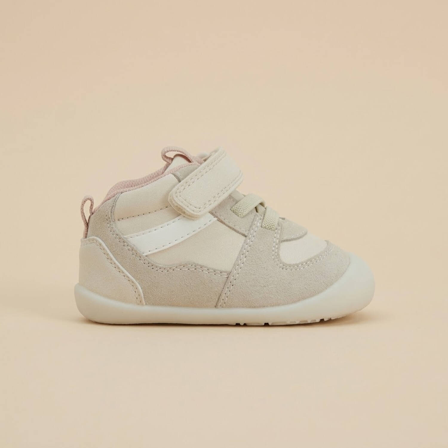 Colloky Zapatilla Colloky colección de niña beige