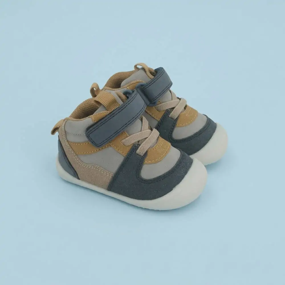 Zapatilla Colloky colección de niño multicolor