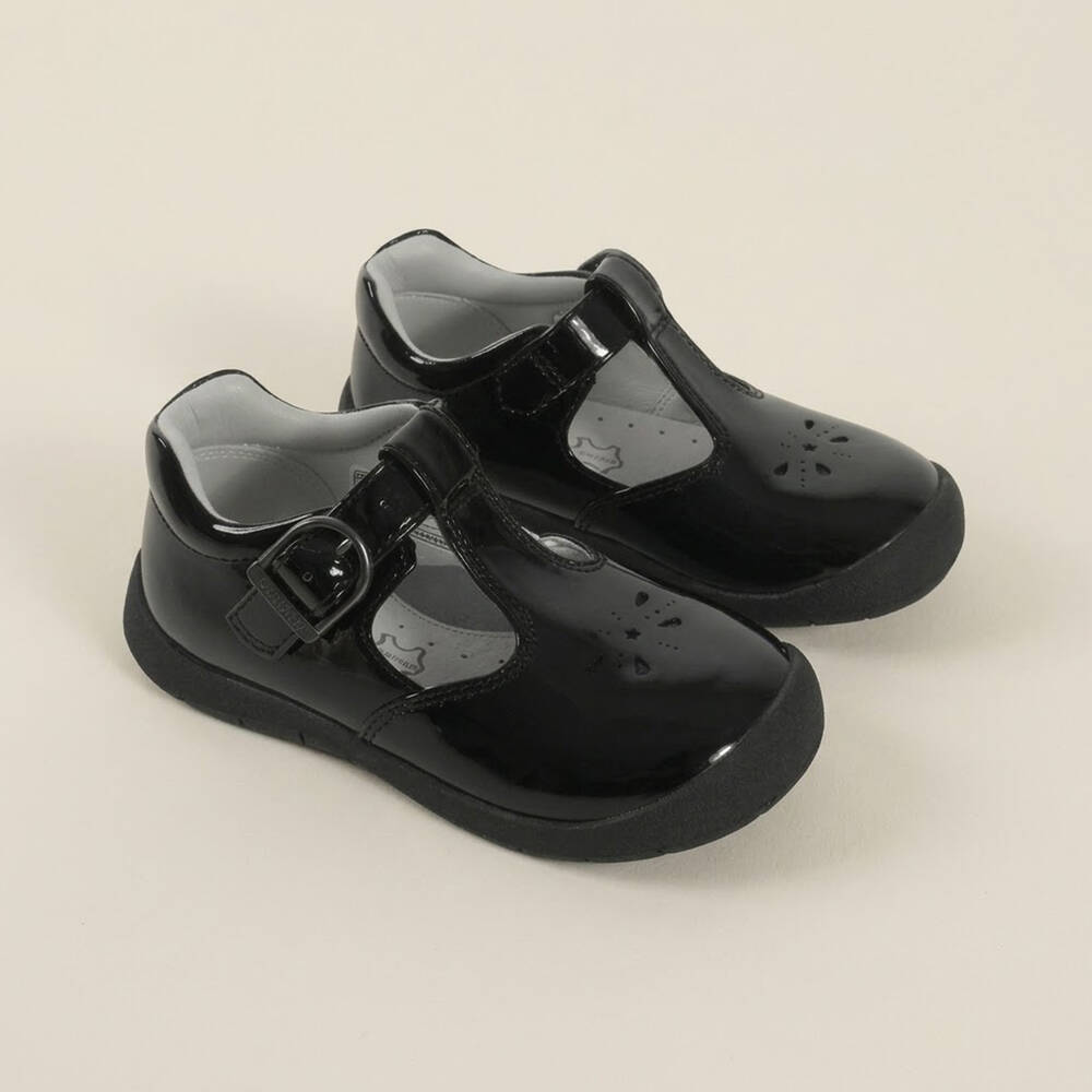 Reina Colloky colección de niña color negro