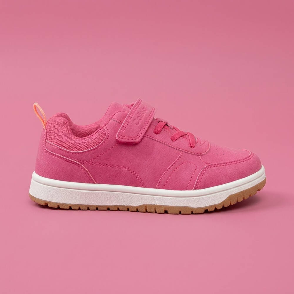 Zapatilla Colloky lifestyle de niña en color fucsia