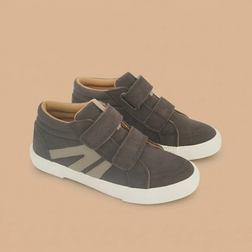 Zapatilla Colloky lifestyle de niño - color café